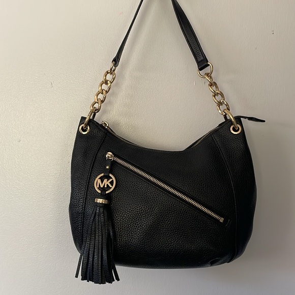 Michael Kors Black Leather Shoulder Bag - Picture 16 of 16